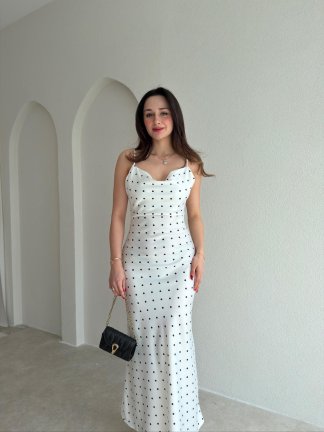 KİEV Puantiyeli Saten Maxi Elbise 5490 - Beyaz - 2