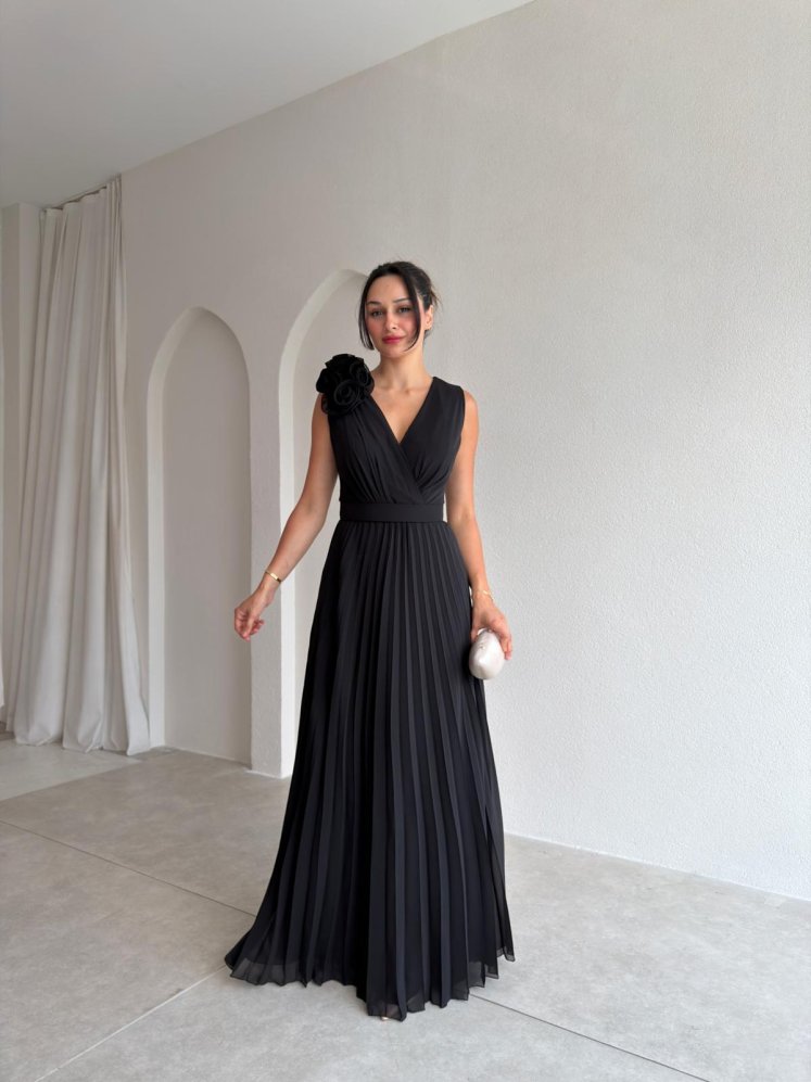 CALM Gül Detaylı Maxi Elbise 1815 - Siyah - Mooi Butik