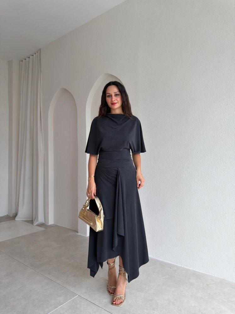 LOVATO Etekli Takım 3712 - Antrasit - Mooi Butik