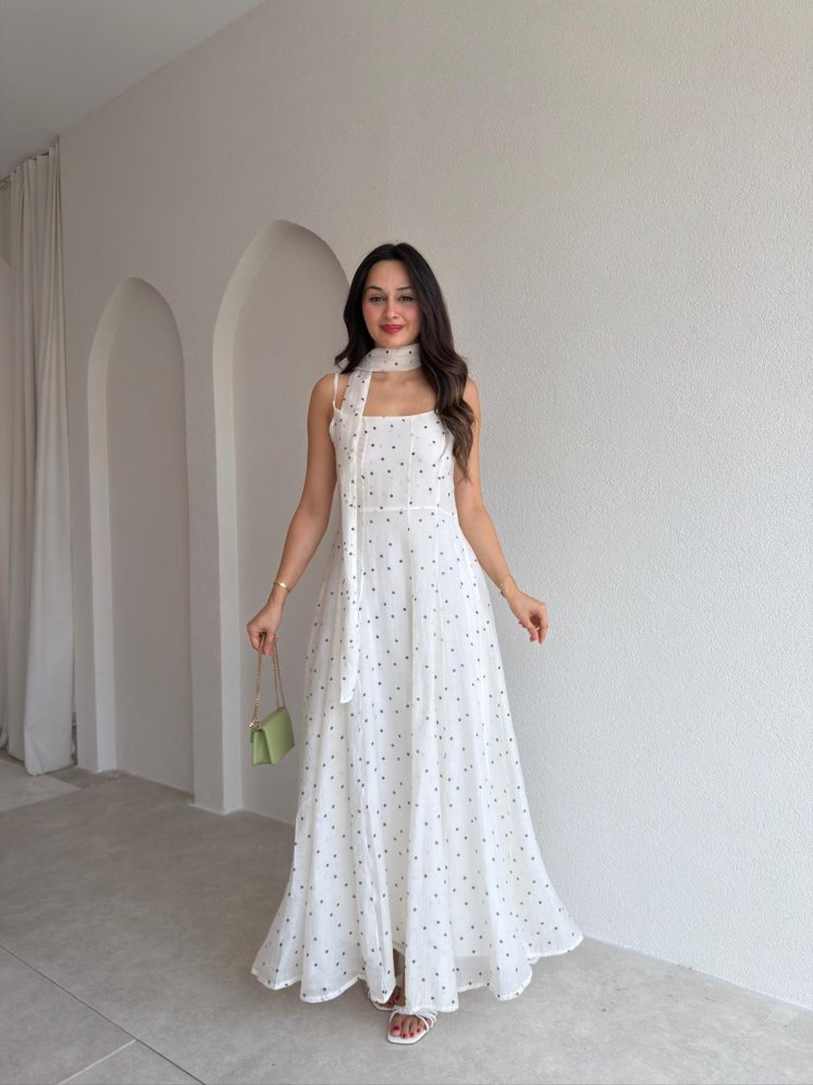 MİSSY Şallı Puantiye Detaylı Maxi Elbise 1199 - Krem Rengi - Mooi Butik