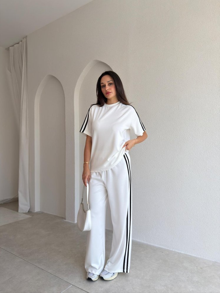 ORLA Şerit Detaylı Takım 3760 - Beyaz - Mooi Butik