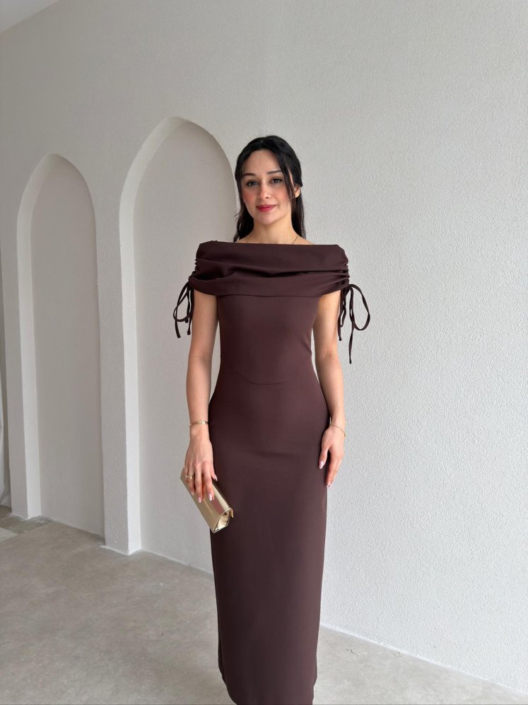 PONZA Yaka Detaylı Midi Elbise 4928 - Acı Kahve - Mooi Butik