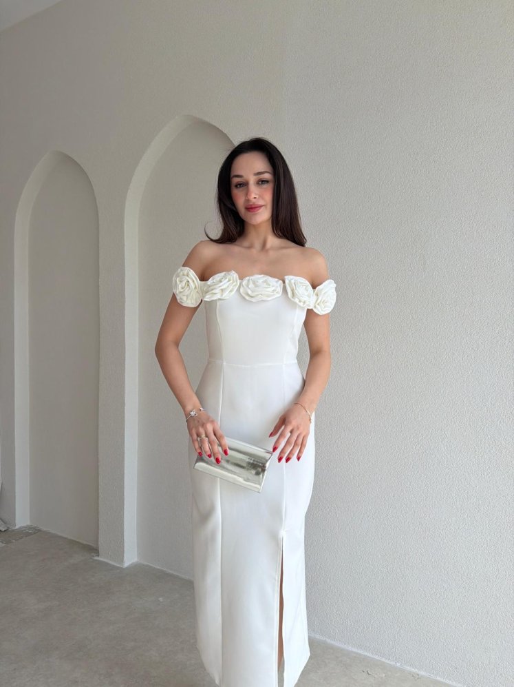 ZİLEY Gül Detaylı Midi Elbise 8117 - Beyaz - Mooi Butik